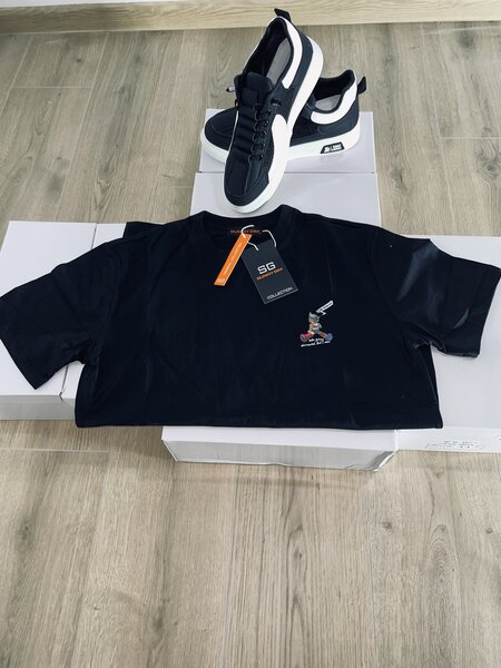 Diverse modele Adidas + tricou calitate 1:1.